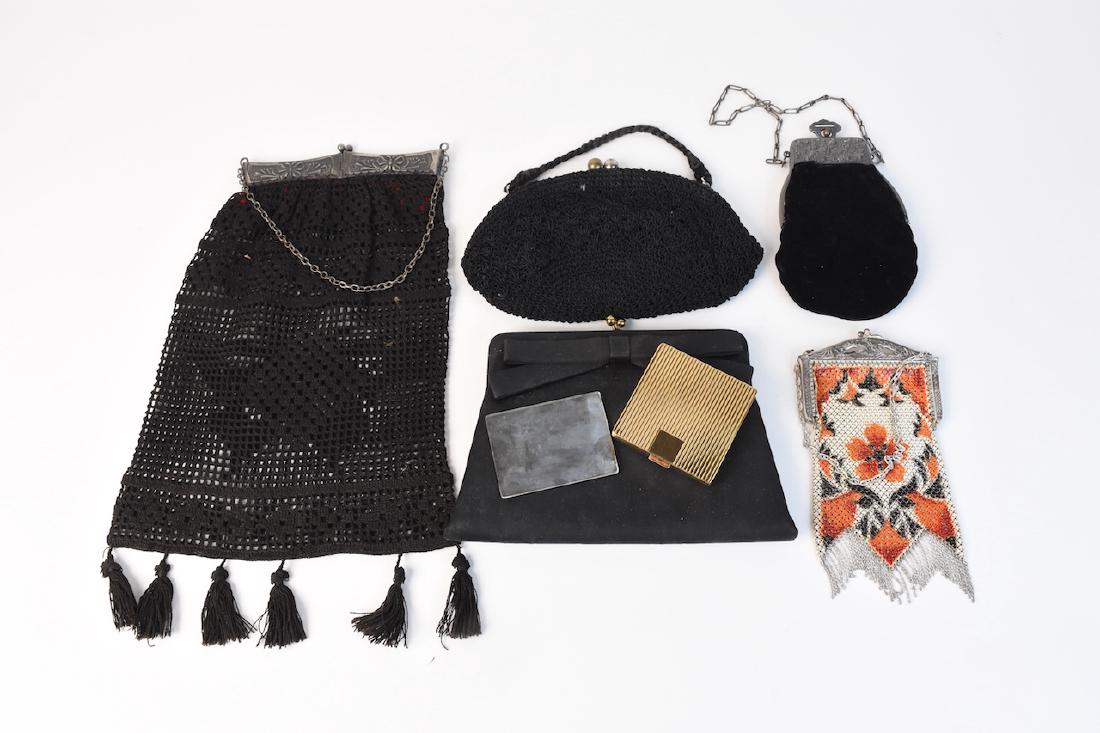 (5) Vintage Purses & Coty Compact (1 of 6)