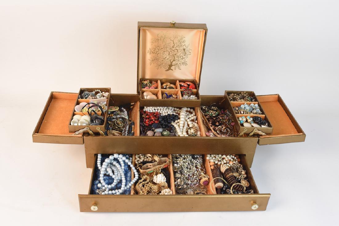 Costume Jewelry; Monet, Vendome, Trifari + (1 of 11)