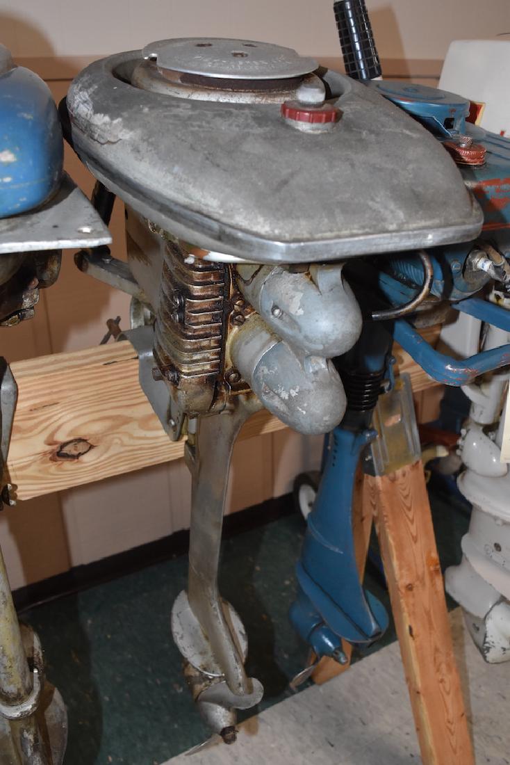 Mercury KD-4 Outboard Motor, 6 HP (1 of 7)