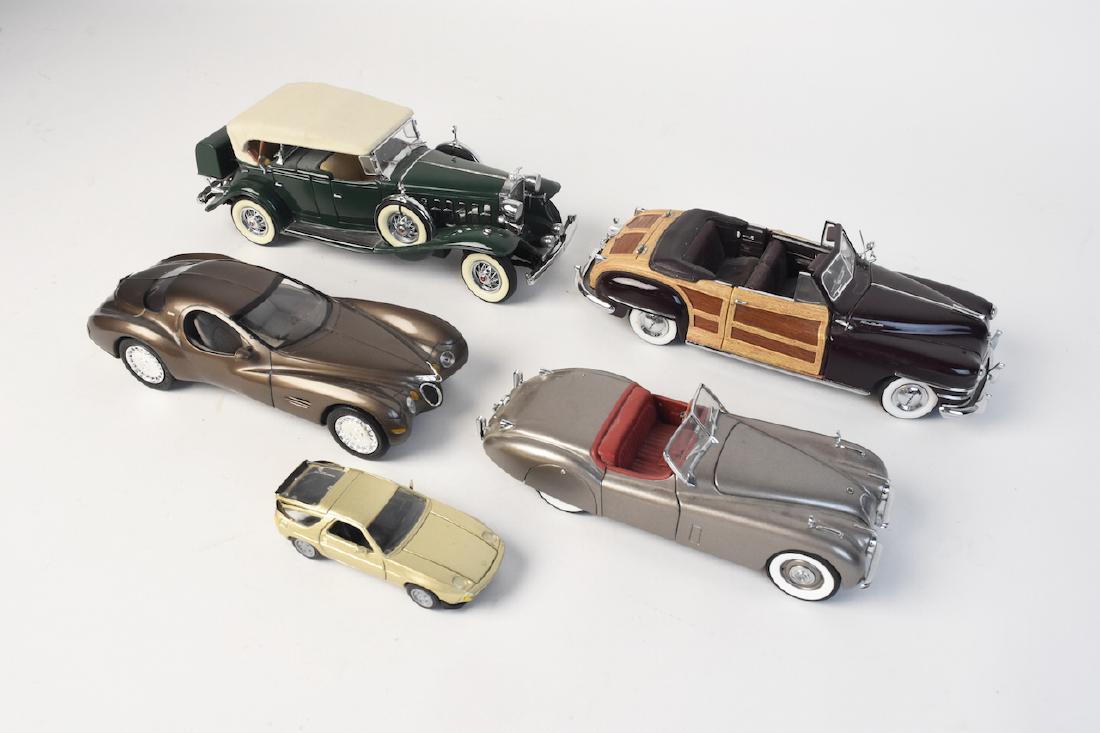 (3) Danbury Mint Replica Cars & Concept Car (1 of 9)