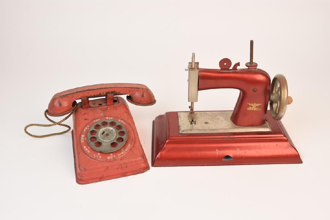 Casige Mini Sewing Machine & Tin Toy Phone (1 of 5)