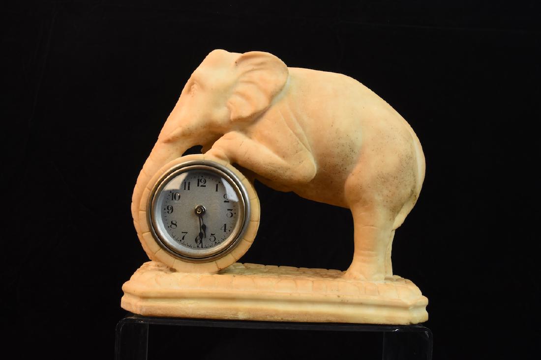 Antique Alabaster Lux Clock Mfg. Co Elephant Windup (1 of 6)