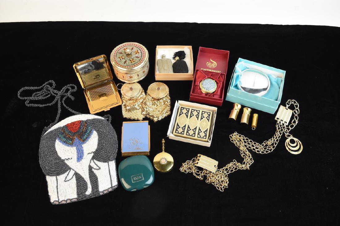 Vintage Dressing Room/Table Accessories (1 of 11)