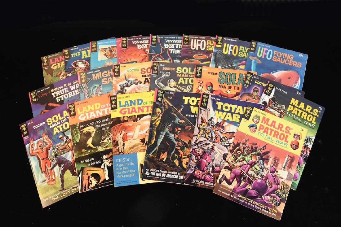 (21) Mixed Gold Key Comic Books (1 of 6)