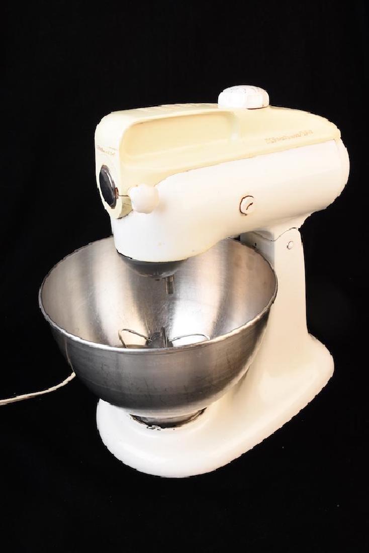Vintage Kitchen Aid Model 4C Mixer (1 of 7)