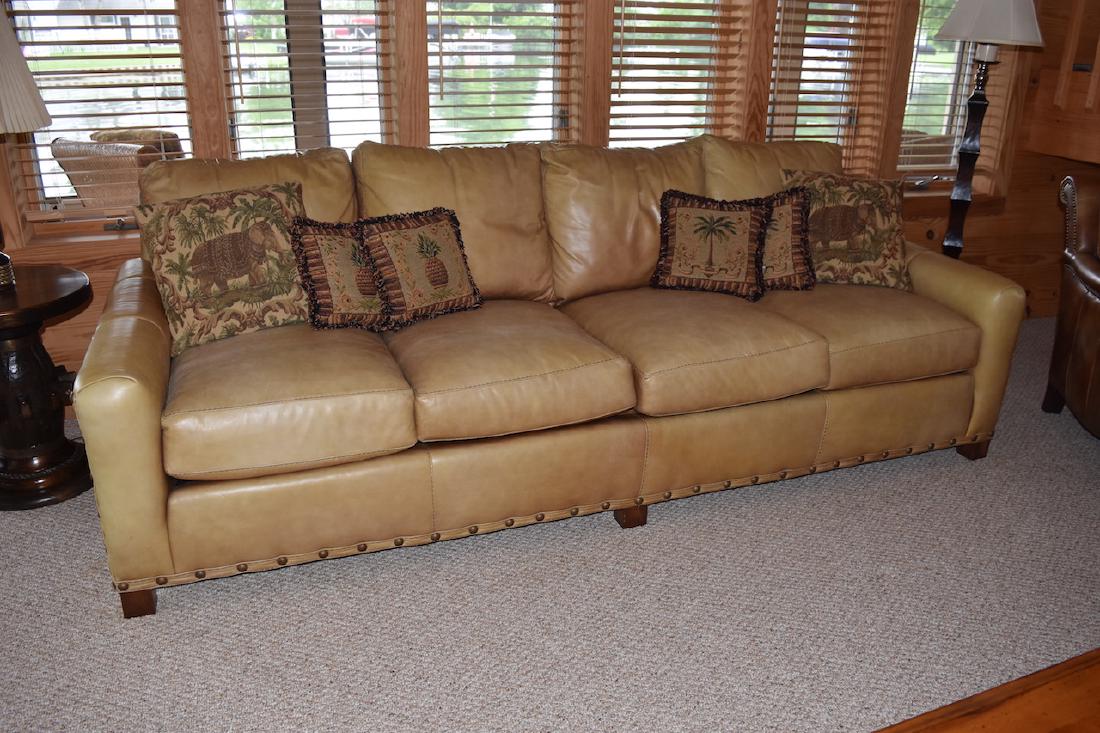 Cibola Furniture Distressed Leather Sofa Jun 30 2018 Scheerer Cibola Furniture Distressed Leather Sofa Jun 30 2018 Scheerer Mcculloch Auctioneers Inc In