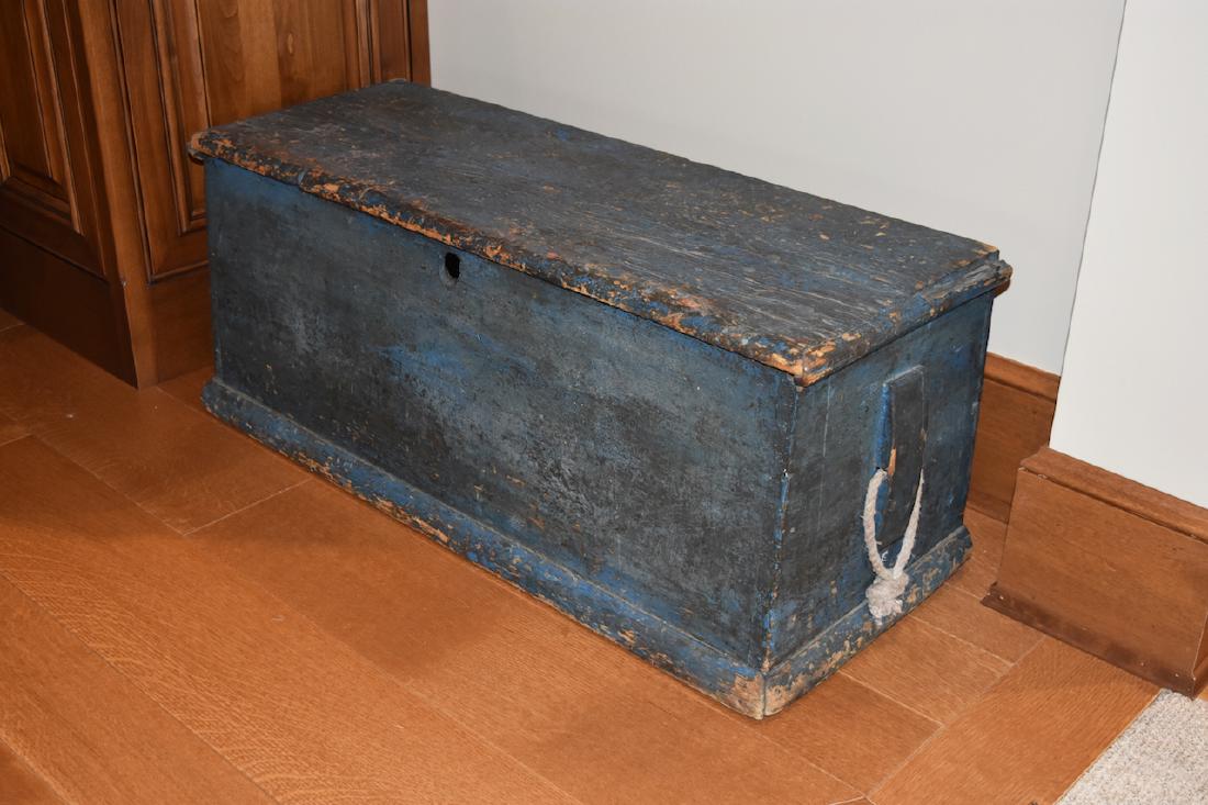 Refurbished Wood Sailor's Sea Chest W/ Lid (1 of 3)