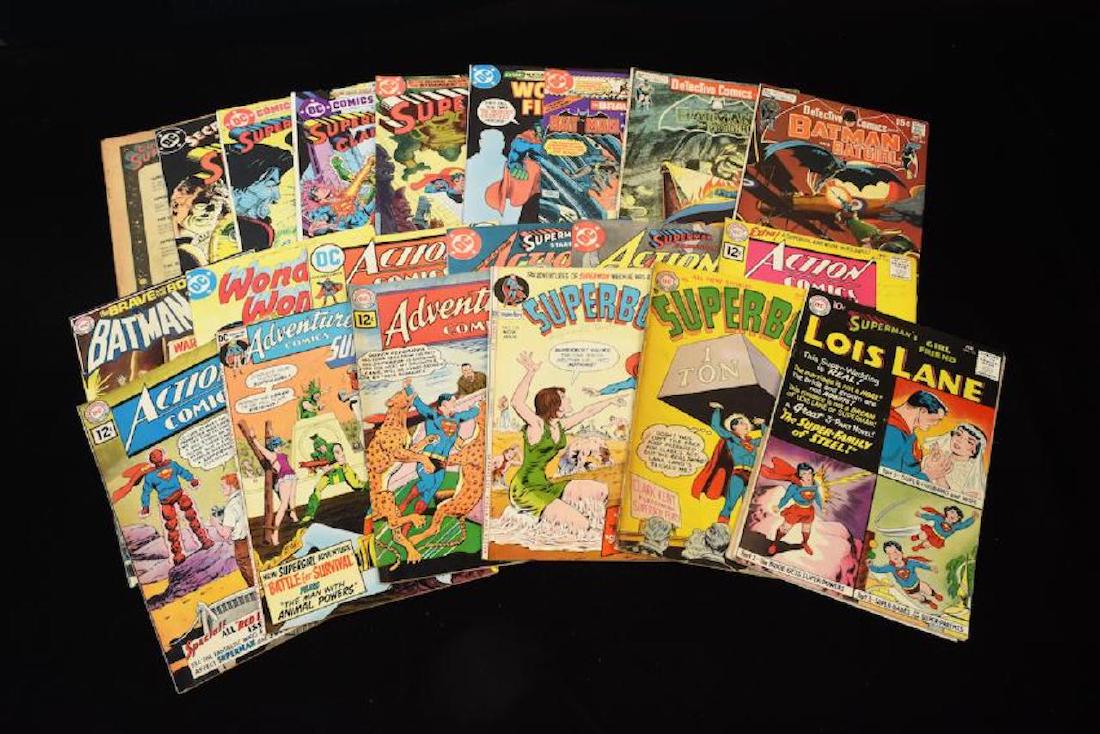 (21) Superhero DC Comic Books (1 of 9)