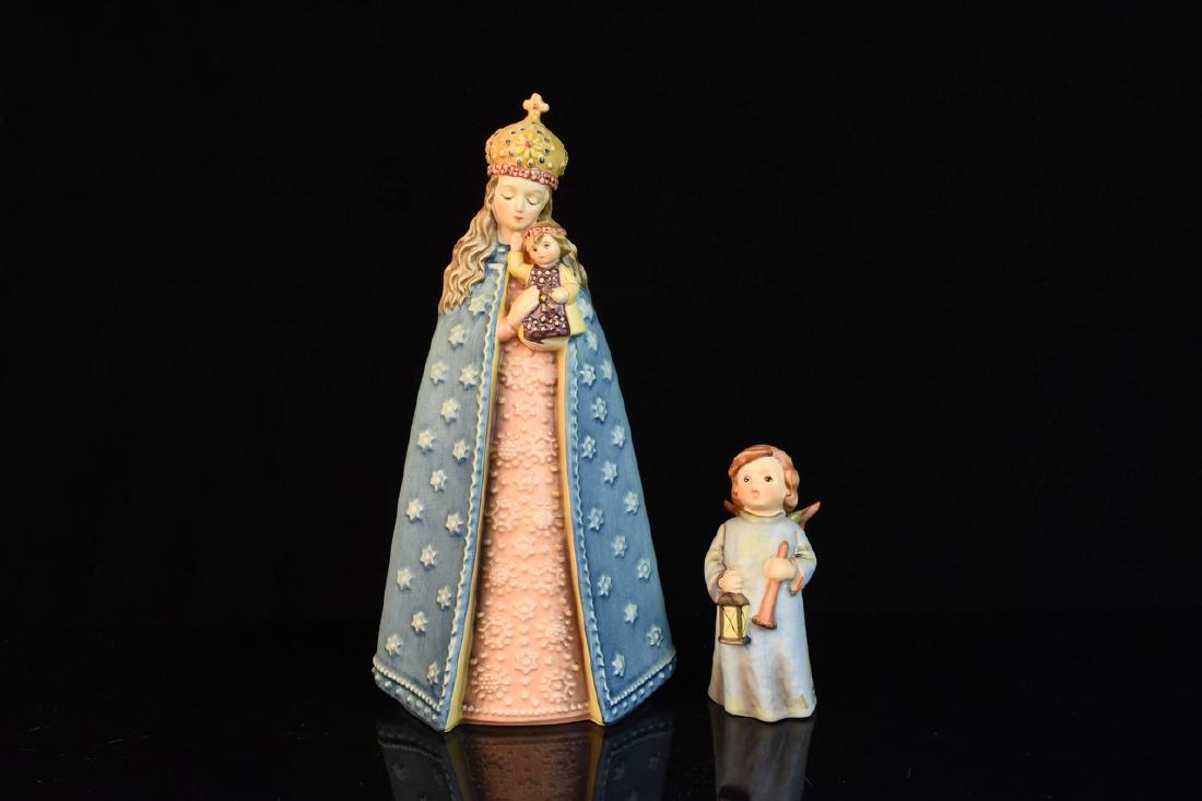Supreme Protection & Hosanna Hummel Figurines: In celebration of the 75th anniversary of the birth of sister MI Hummel here we have Supreme Protection 364 accompanied by Hosanna 480. Both of these Hummel figurines are in very good condition and ma
