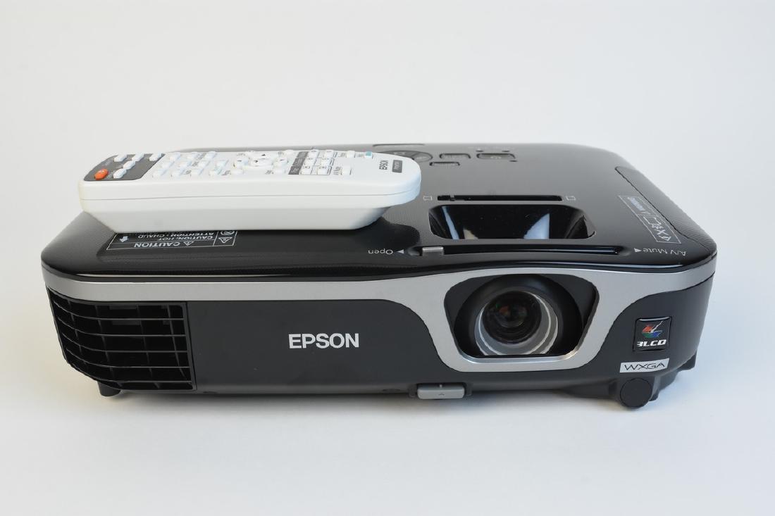 EPSON EX7210 LCD Projector Model H428A