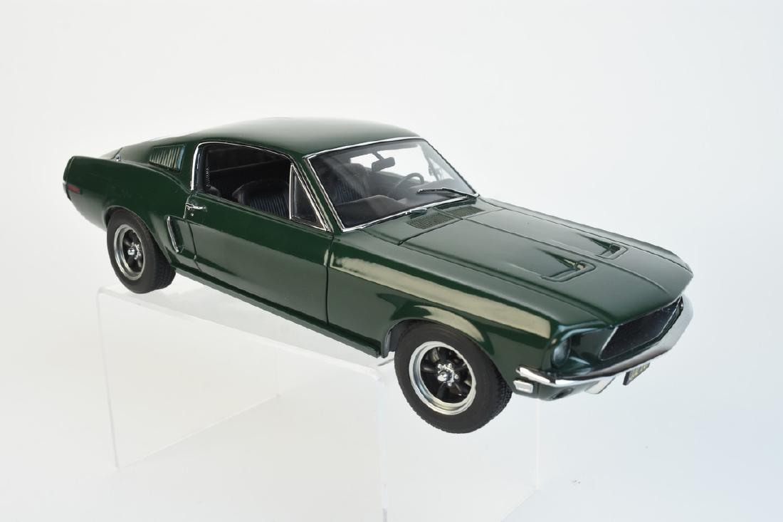 AUTOart Ford Mustang GT390 Steve McQueen Car (1 of 8)