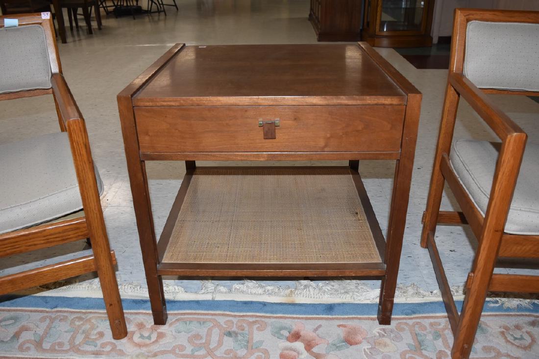 Mid-Century Dunbar Side Table (1 of 5)