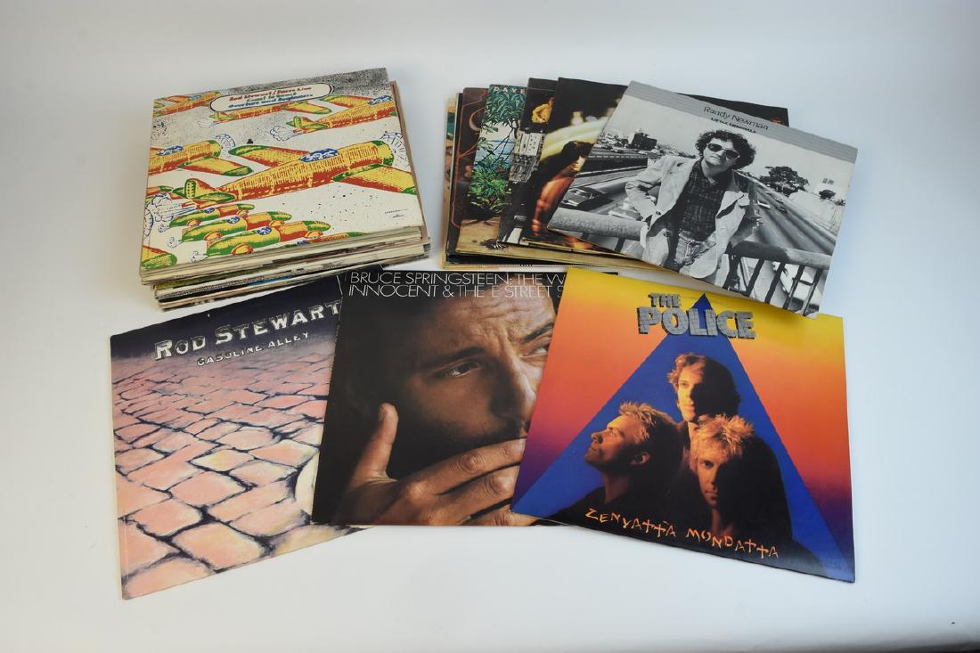 (23) Vinyl Albums; Kink, The Byrds, Clapton + (1 of 5)