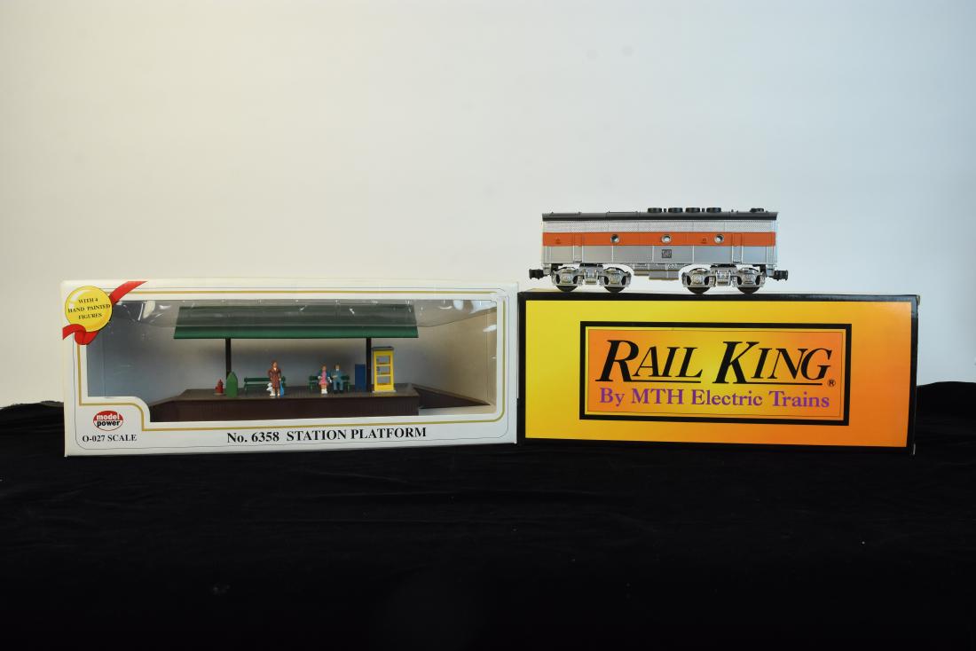 Rail King Western Pacific & Station Platform (1 of 4)