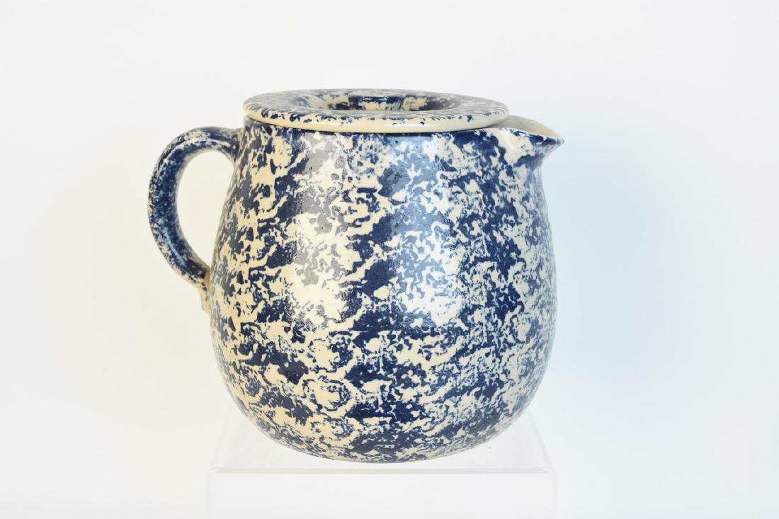 Spongeware Pitcher With Lid (1 of 5)