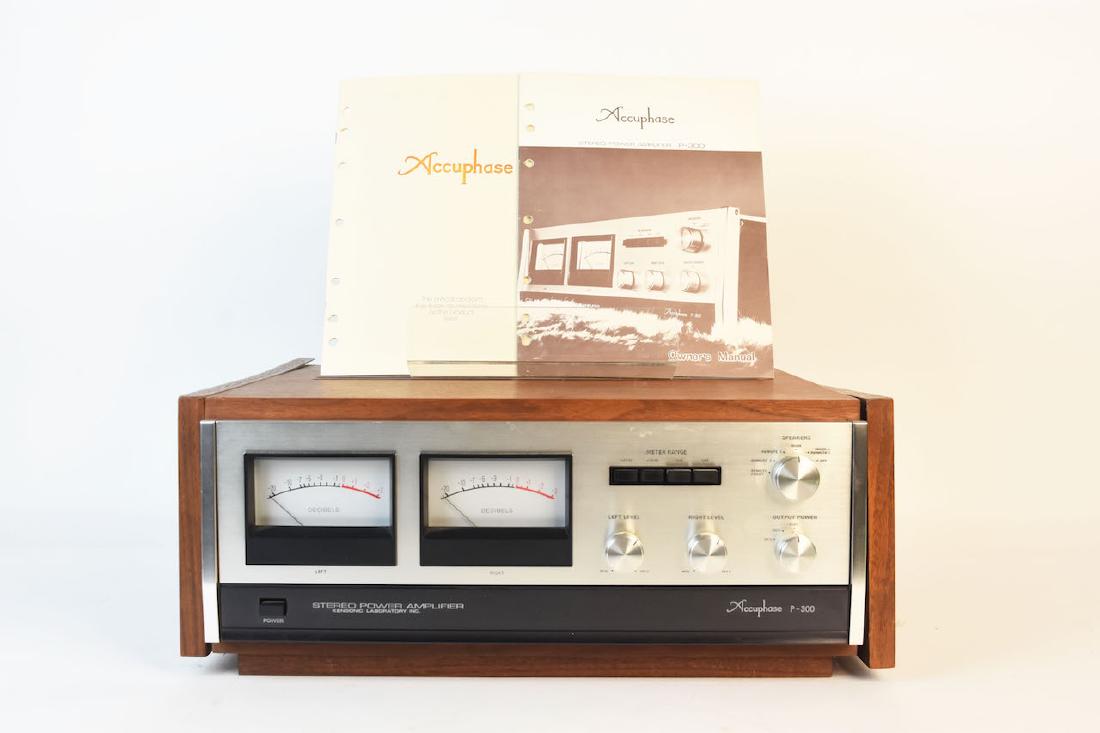 Accuphase P-300 Stereo Power Amplifier: Vintage TEAC Accuphase P-300 dual channel stereo power amplifier from Kensonic Laboratory Inc. with original cabinet and manual. This amp is in good working condition with minimal wear from age and us