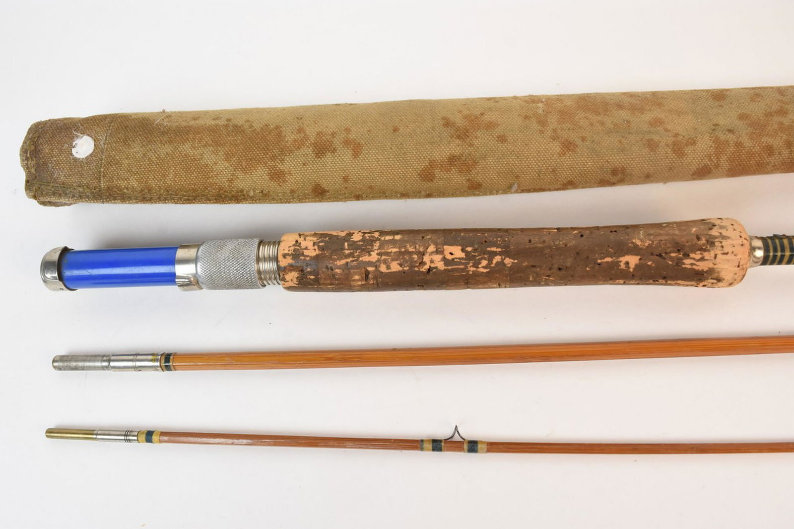 Montague Sunbeam Split Cane Fly Rod: 3-piece Montague Sunbeam split cane fly rod. Tip section has been repaired. Contact our recommended 3rd party "for profit" shipper Pak Mail at (260) 637-4809 or contact@pakmailshipsfortwayne.com for s