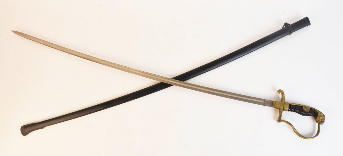 WWII German Officer's Head Sword: WWII German Officer's panther head sword in very good condition with original cotton carrying/storage bag. Made by Rich A. Herder in Solingen, Germany. Contact our recommended 3rd party "for profit" s