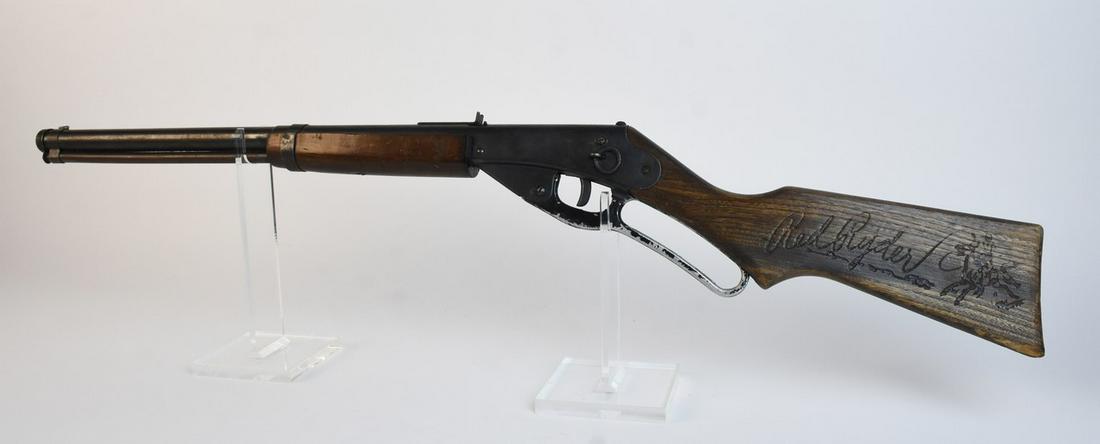 Daisy Red Ryder No.111 Model 40 BB Gun: A vintage Daisy Red Ryder No. 111 Model 40 BB gun. Pat no. 880,555-1,062,855. Measures approx. 35.5" long. Oxidation; surface scratches; loss of paint. Contact our recommended 3rd party "for profit" s
