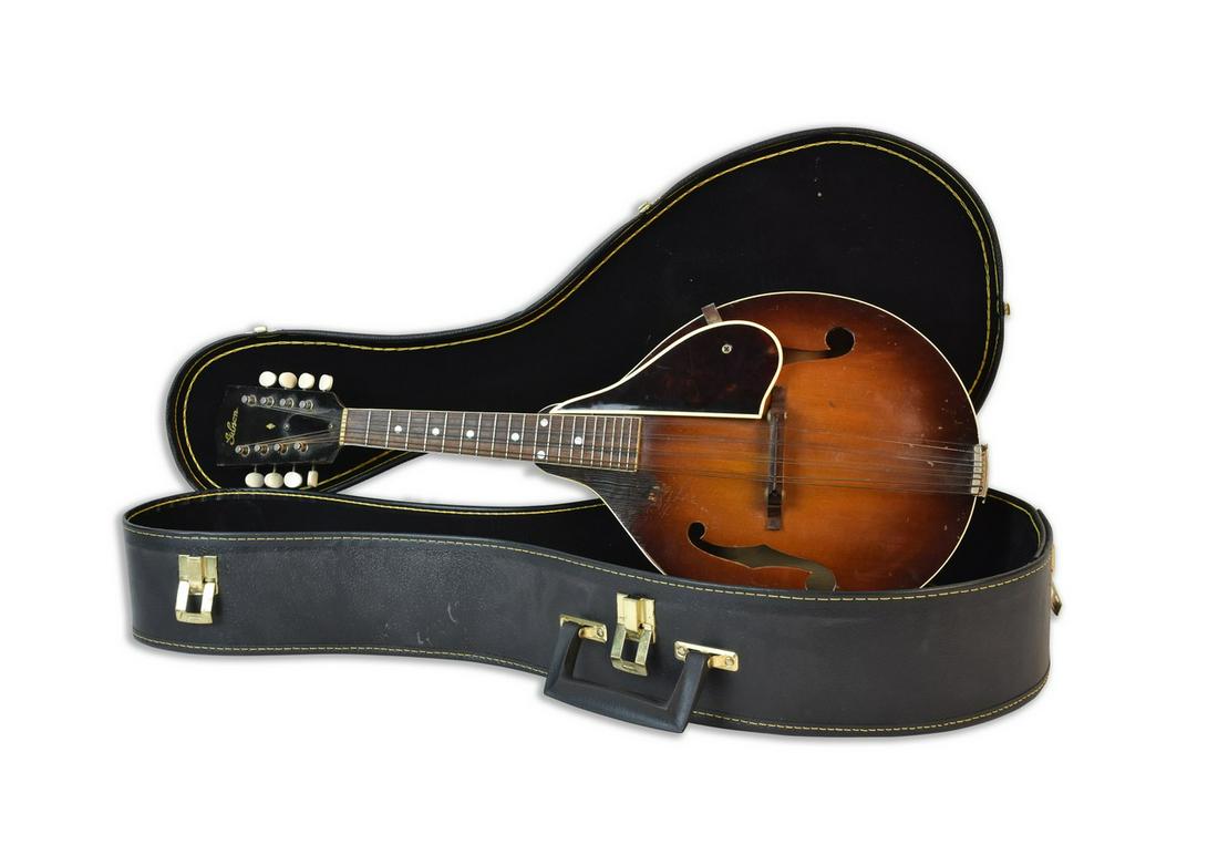 Gibson A-00 Mandolin, 1930s (1 of 16)