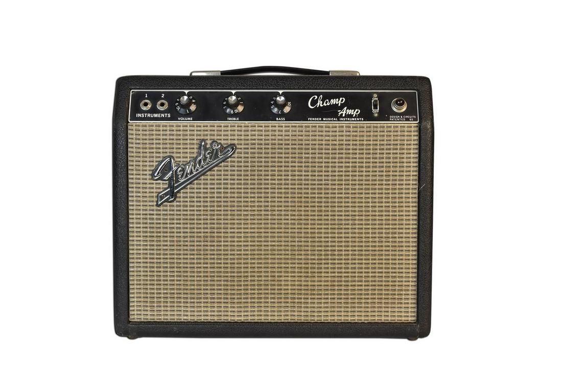 Vintage Fender Champ Amp (1 of 15)