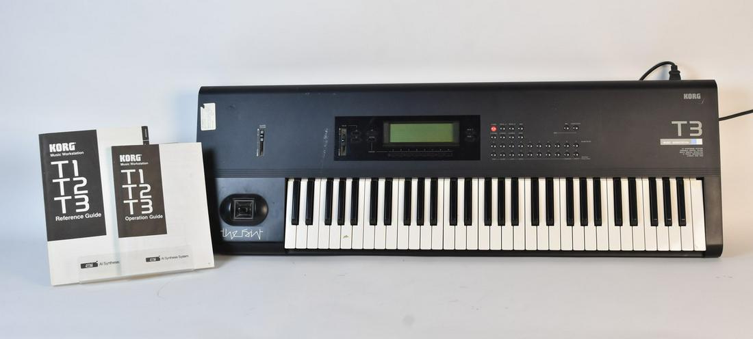 Korg T3 Music Workstation (1 of 15)