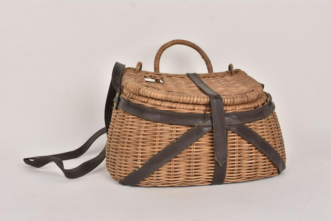 Vintage Fishing Creel Basket (1 of 6)