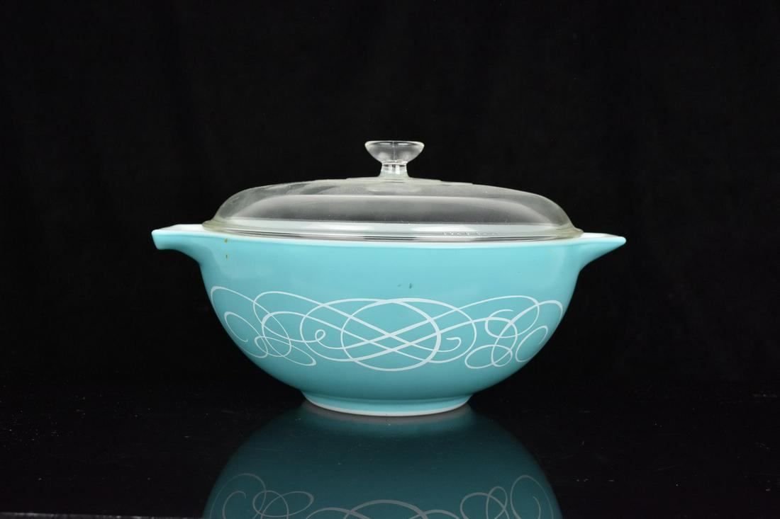 Pyrex Turquoise #443 2.5qt "Blue Swirl" Cinderella (1 of 5)