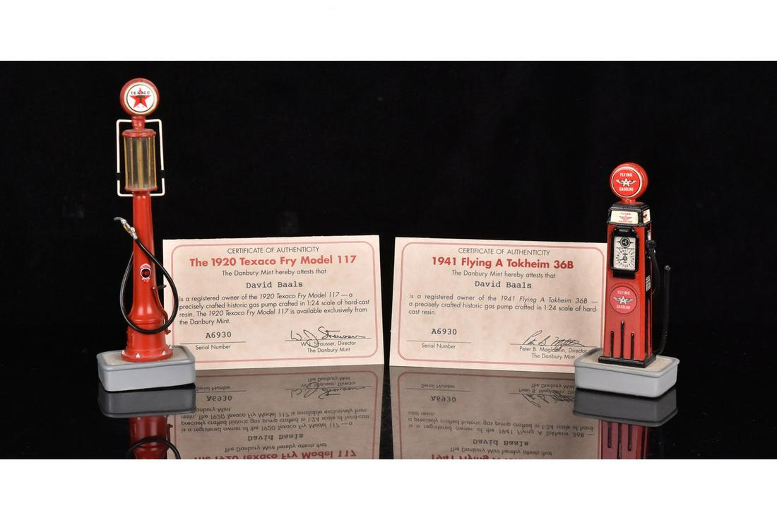 (2) Vintage Danbury Mint American Gas Pumps (1 of 8)