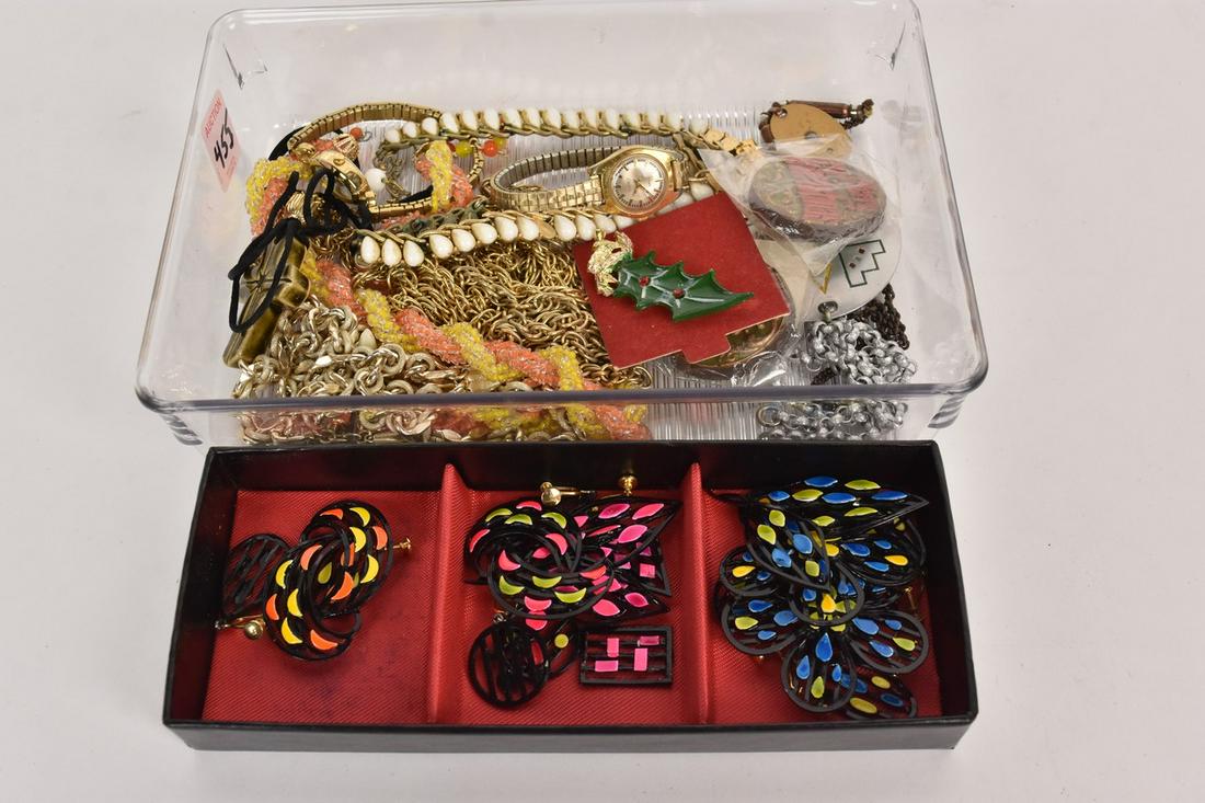 Timex Watches & Costume Jewelry: Timex watches and assorted costume jewelry. Please Note: Scheerer McCulloch Auctioneer will add shipping charges 1-2 business days after auction. Some items, such as exceptionally fragile items, items