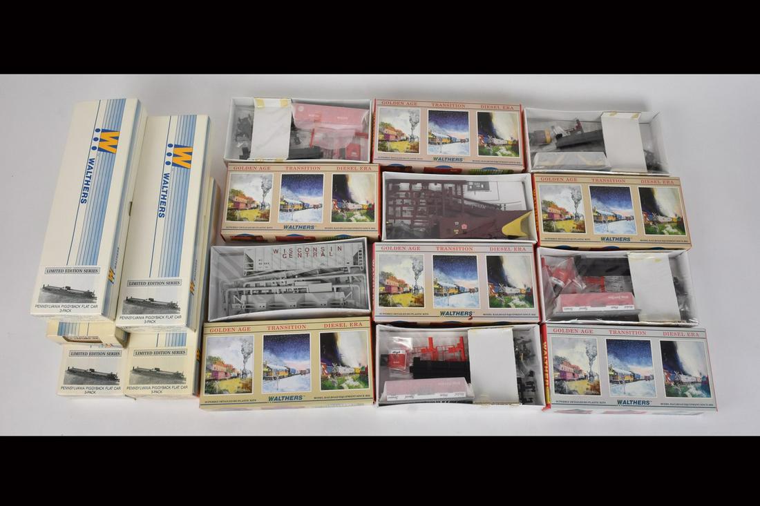 (11) Walthers HO Scale Model Train Kits: A collection of 11 Walthers HO scale model train kits in original packaging. All but one are sealed; shelf wear and retail stickers to packaging. Please Note: Scheerer McCulloch Auctioneer will add sh