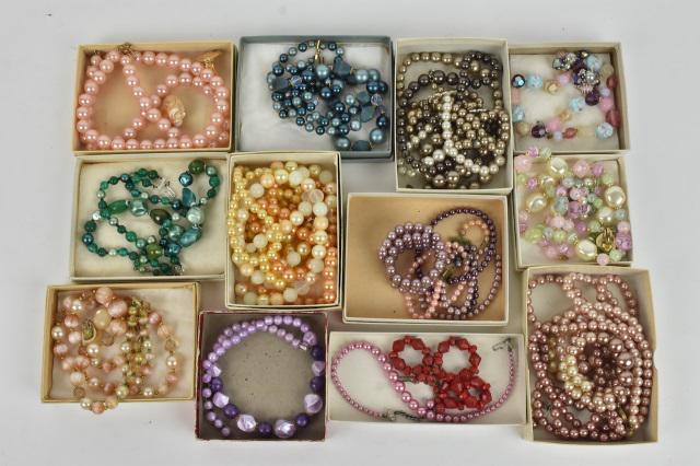 (25) Pieces Beaded Costume Jewelry: (25) Pieces assorted costume jewelry in a rainbow of colored beads, includes earrrings, necklaces, bracelets. All pieces are in used condition. Please Note: Scheerer McCulloch Auctioneer will add ship