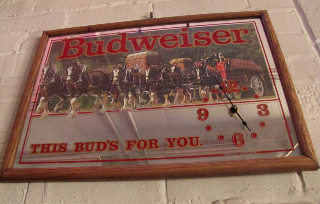 39 Vintage Budweiser Clydesdale Mirror Wall Clock