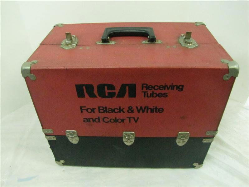 RCA Case of B & W Color Television Tubes: RCA Case of B & W Color Television Tubes Carrying case with flip snap closures and top handle. Hinged with pop open display. Over 100 assorted receiving tubes including RCA, Zimmerman, Sylvania, Philo