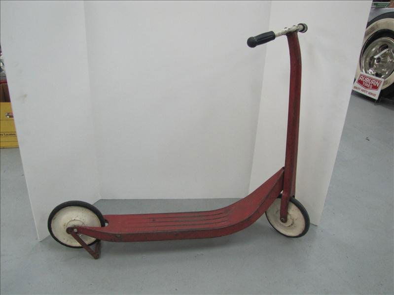 404 Vintage Solid Metal Kids Scooter