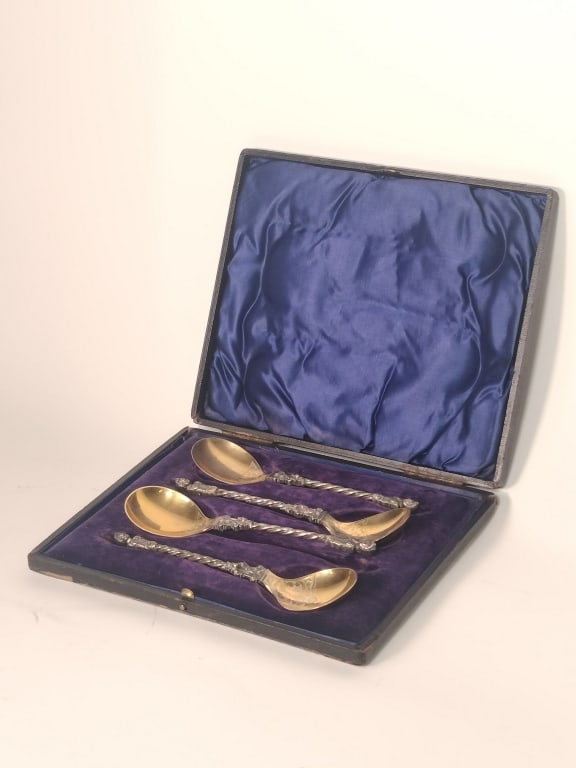 Old English Plate Apostle Soup Spoons (1 of 9)