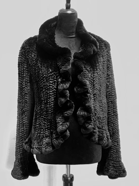 Trilogy Sweater: Trilogy sweater, medium, see photos.