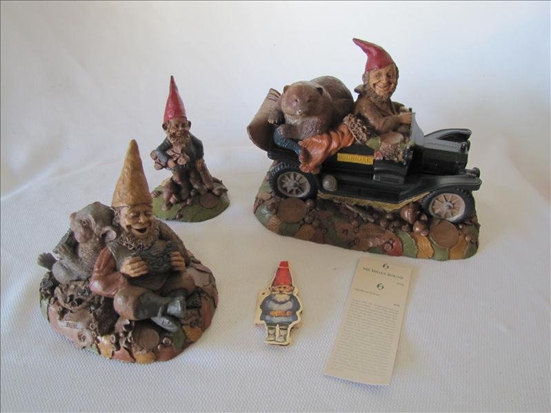 Tom Clarke Retired Gnome Collection: Tom Clarke Retired Gnome Collection TOM CLARKE & TIM WOLFE â€œMICHIGAN BOUNDâ€ RETIRED GNOME STATUE FIGURINE: This auction is for a hand-signed Tom Clark and Tim Wolfe statue titled â€œMich