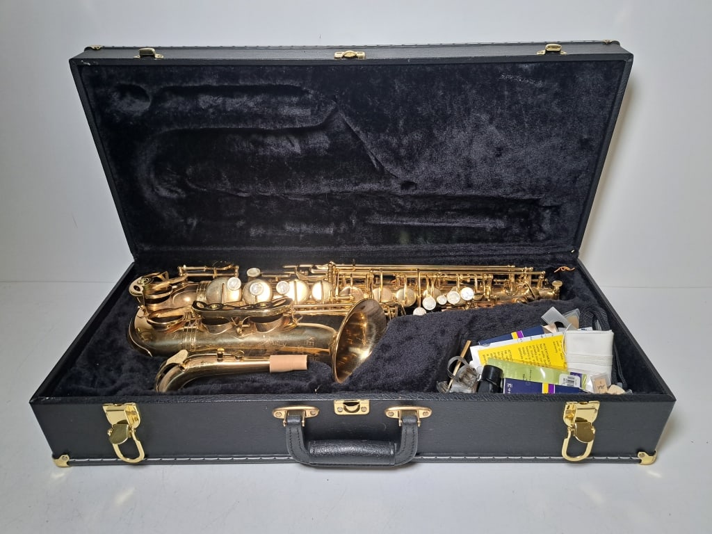 Julius Kielwerth ST 90 Series IV Saxophone (1 of 9)