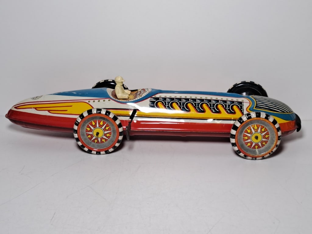 Marx Pressed Steel Race Car (1 of 7)