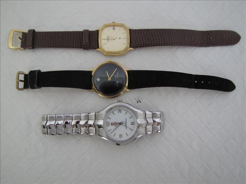 Swiss Army, Seiko & Lizard watches: (3) Assorted Watches. Seiko quartz S2 watch with Lizard Grain band, Swiss Army Quartz watch with stainless band, and a third watch.