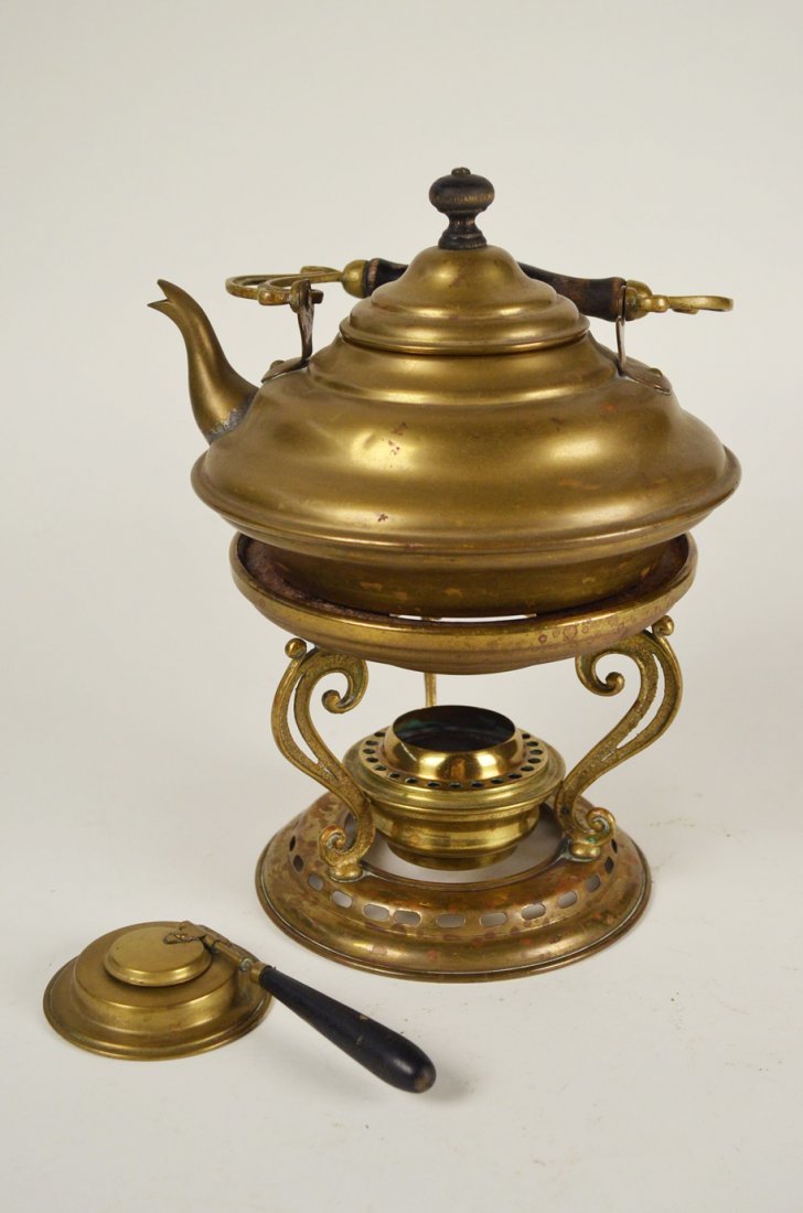 Chinese Tea Pot: Brass chinese Tea Pot.12.5 inches tall with handle. Tarnished. Fair condition.