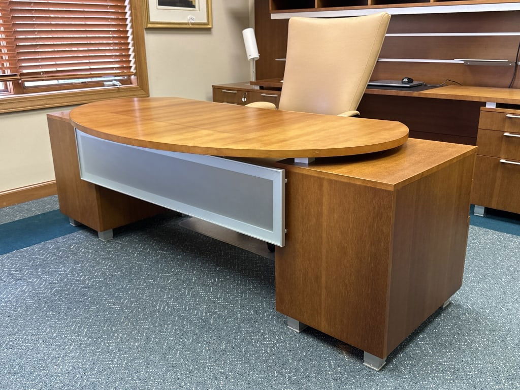Jofco Executive Desk, Chair Auction