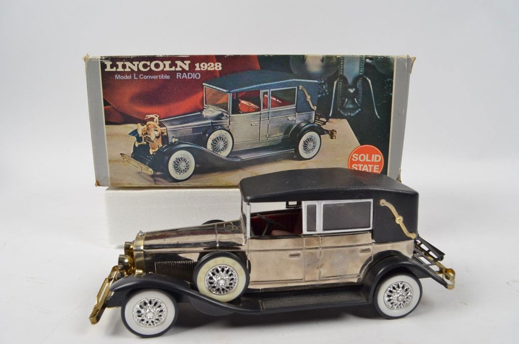 1928 Lincoln Model Car Radio