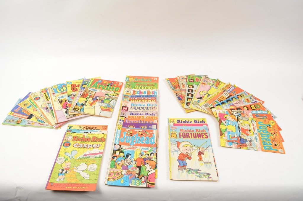 Lot of Assorted Comic Books: Approximately 40 comic books ranging in price from .20-1.00. Most comics are .25. Lots of Richie Rich, lots of Archie, Reggis Wise Guy Jokes, Will Archie, Betty & Veronica, Jug Head, Walt Disney's Com