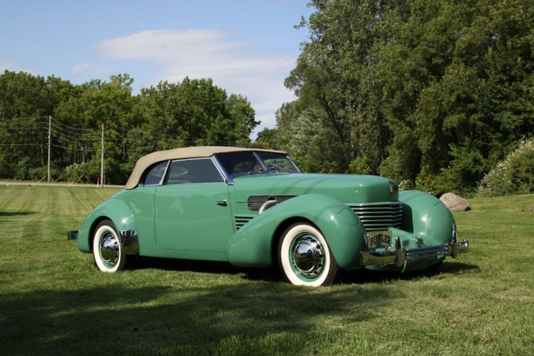 1937 Cord Model 812