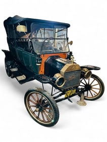 1913 Ford Model T