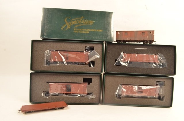 Spectrum "On30" Freight, Camp, Flat & Box Cars: $23 Shipping/handling/insurance (up to $100) shipped in the continental United States. We do not combine multiple lots for shipping as the packages are sealed and labeled immediately after the item is