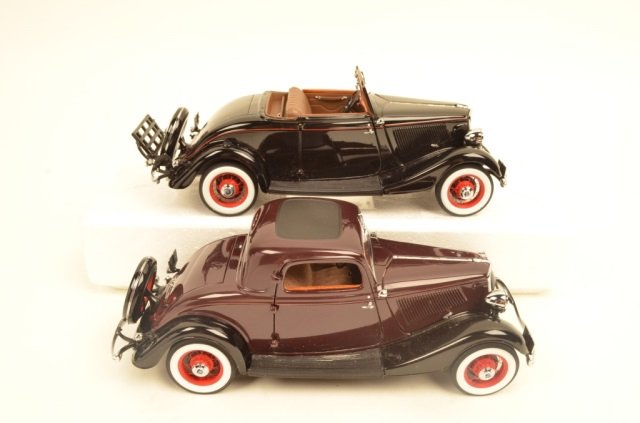 (2) Ford 1:18 Die Cast Danbury Mint Cars: $20 Shipping/handling/insurance (up to 100) shipped in the continental United States. We do not combine shipping as the packages are sealed and labeled immediately after the item is sold. Adult die-ca