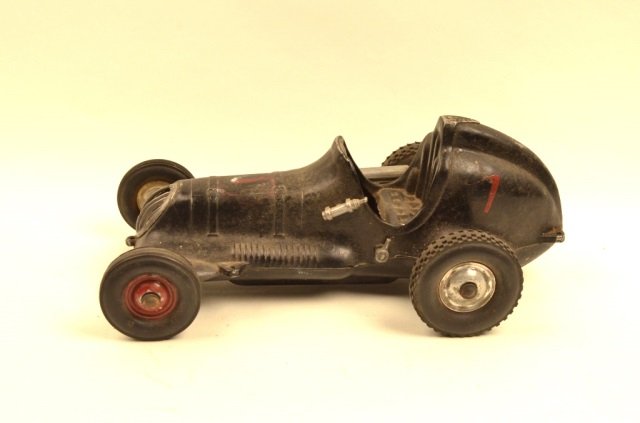 Thimble Drome-Roy Cox Vintage Toy Car: FREE SHIPPING ON THIS LOT(continental US only, international bidders contact Pak Mail for shipping quote), buyer to pay $8.99 flat fee for handling, packaging and insurance on EACH INDIVIDUAL LOT (no 